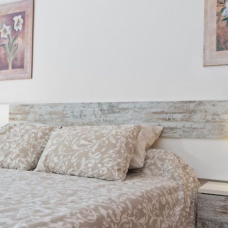 Appartamento Marbella Real Seaside Esterno foto